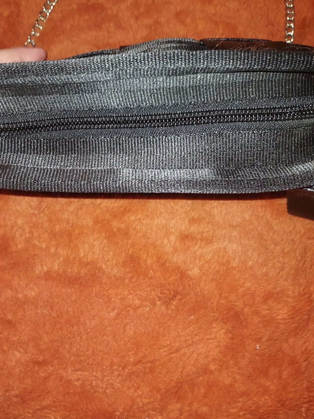 Harveys SEATBELT Black Rose Chain Shoulder Bag - Picture 11 of 13